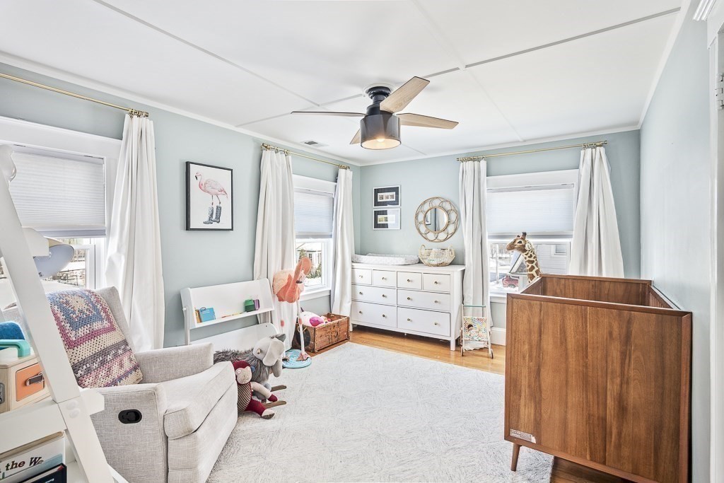 16 Alvarado Ave