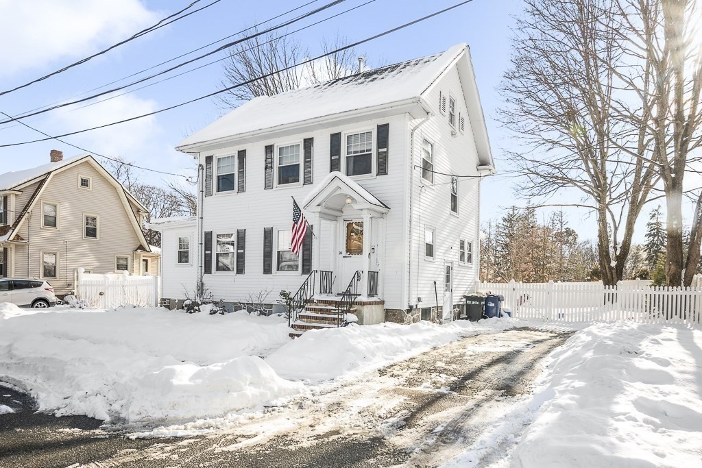 16 Alvarado Ave
