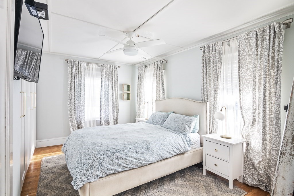 16 Alvarado Ave