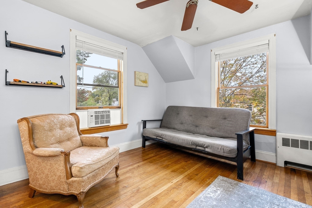 9 Adams Ave