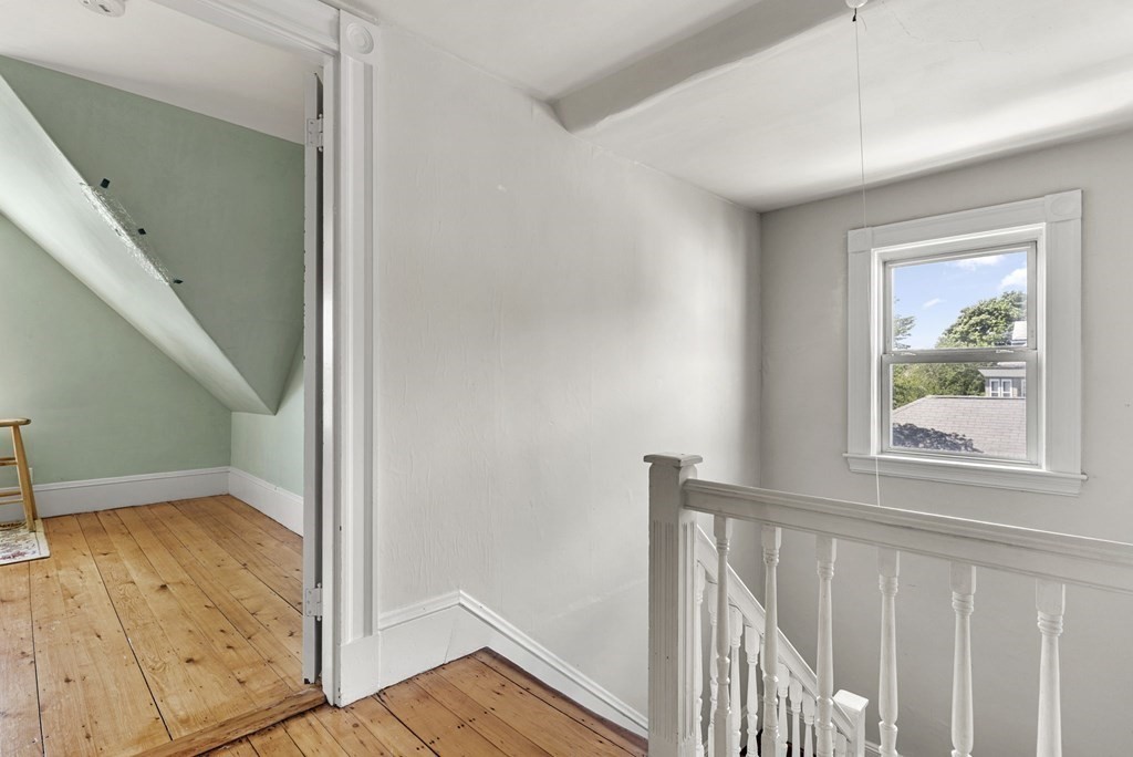 221 Franklin St # 2