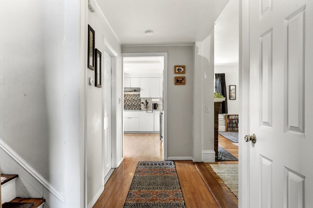 221 Franklin St # 2