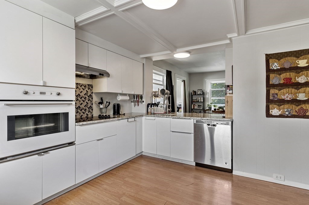221 Franklin St # 2