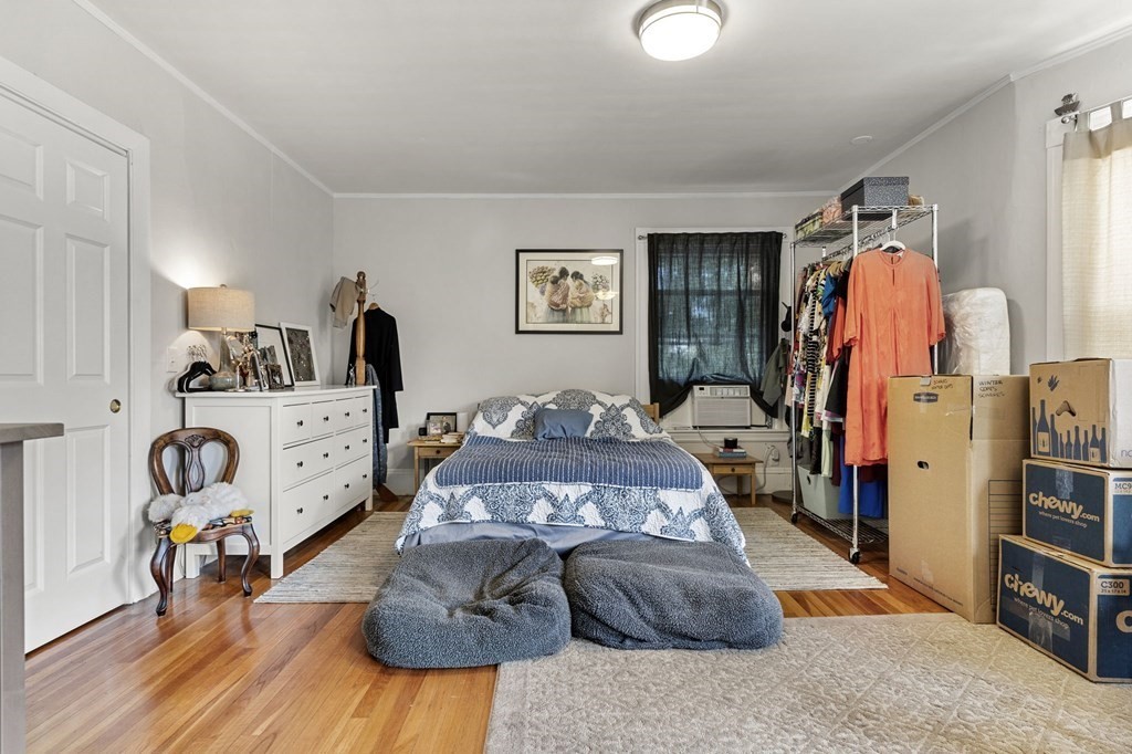 221 Franklin St # 2