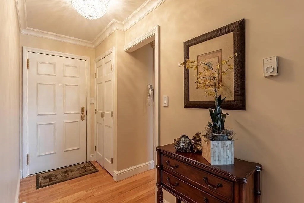 235 Winthrop Street # 3302