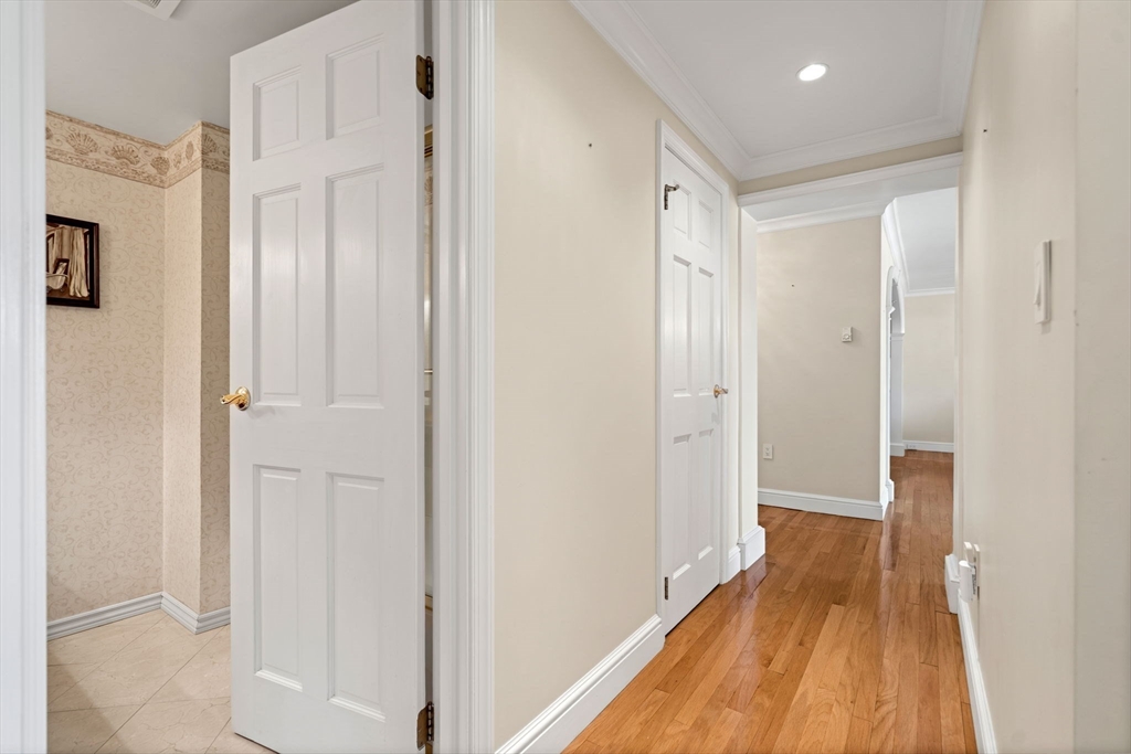 235 Winthrop Street # 3302