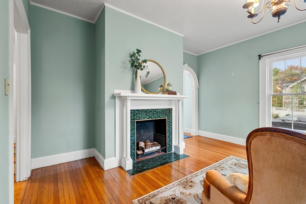 154 Parkview Ave