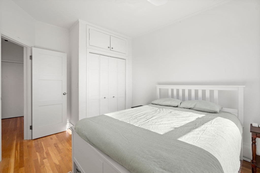 133 Saint Botolph Street # 7