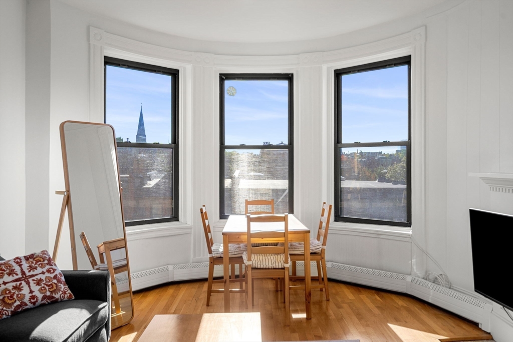 133 Saint Botolph Street # 7