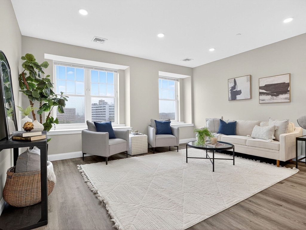 365 Newport Ave # 301