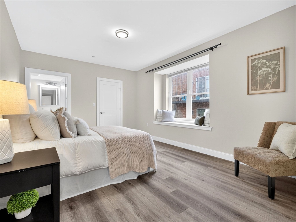 365 Newport Ave # 301