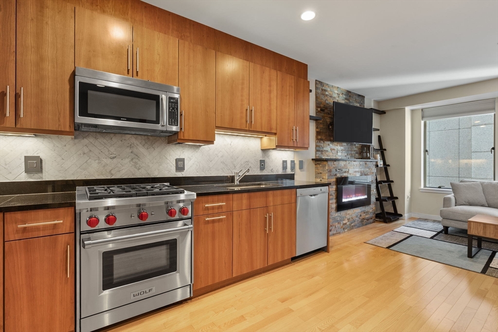 80 Broad St # 805