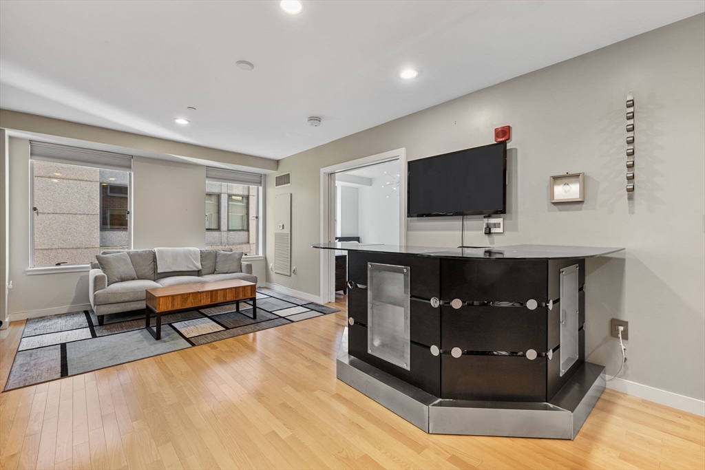 80 Broad St # 805