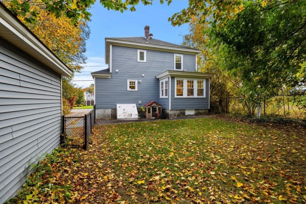 45 Luce St