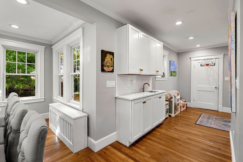 45 Luce St