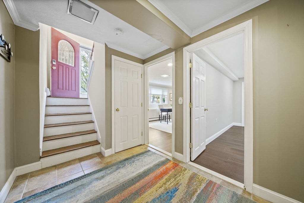 3 Burke Dr