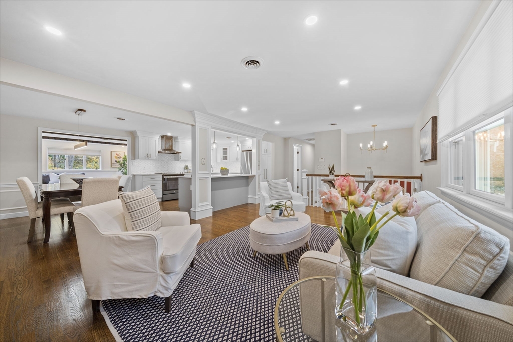 3 Burke Dr
