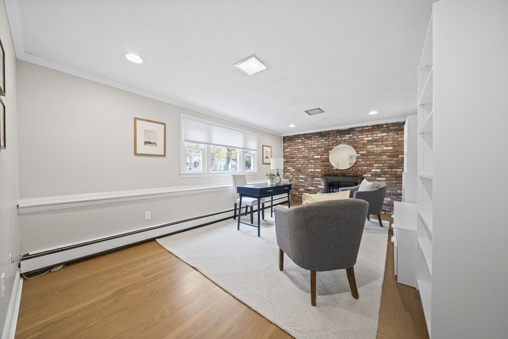 3 Burke Dr