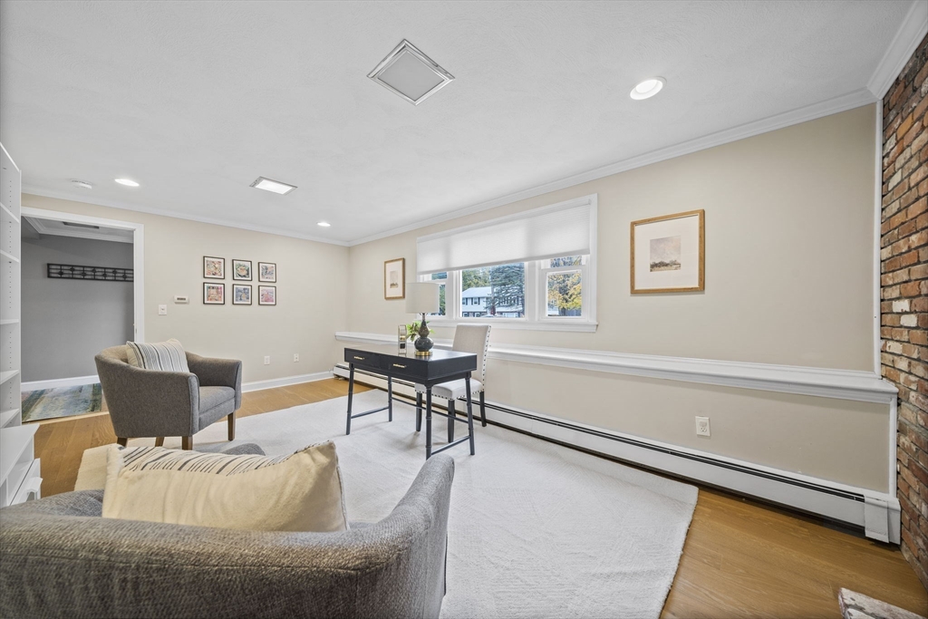 3 Burke Dr