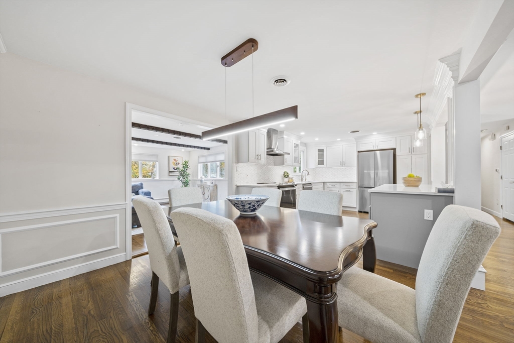 3 Burke Dr