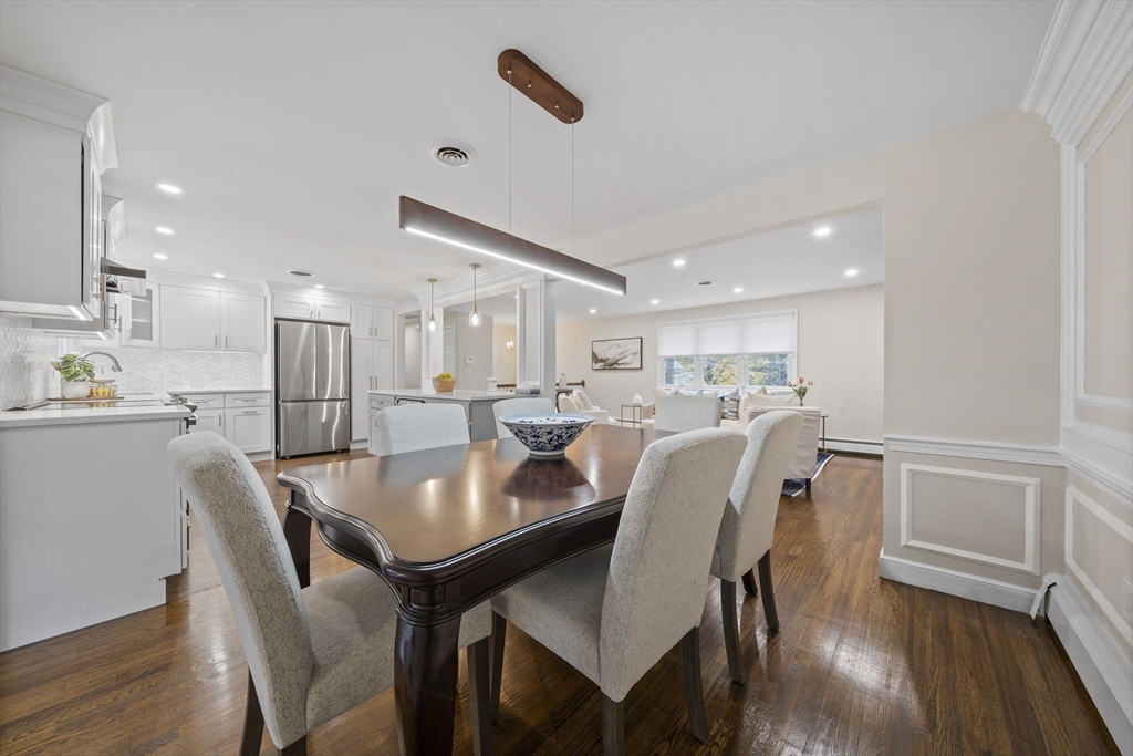 3 Burke Dr