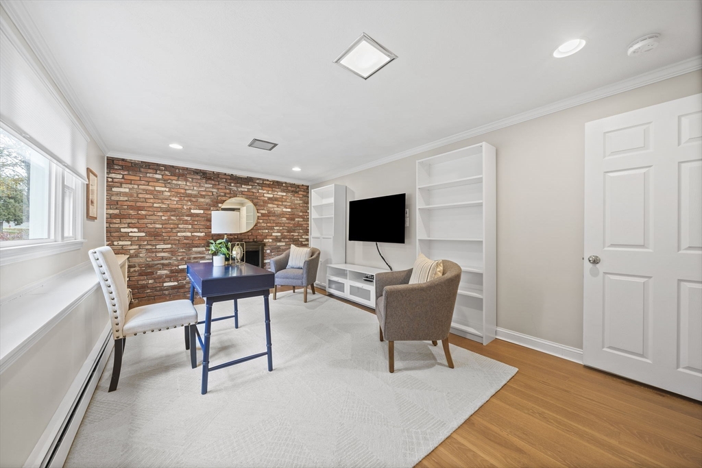 3 Burke Dr