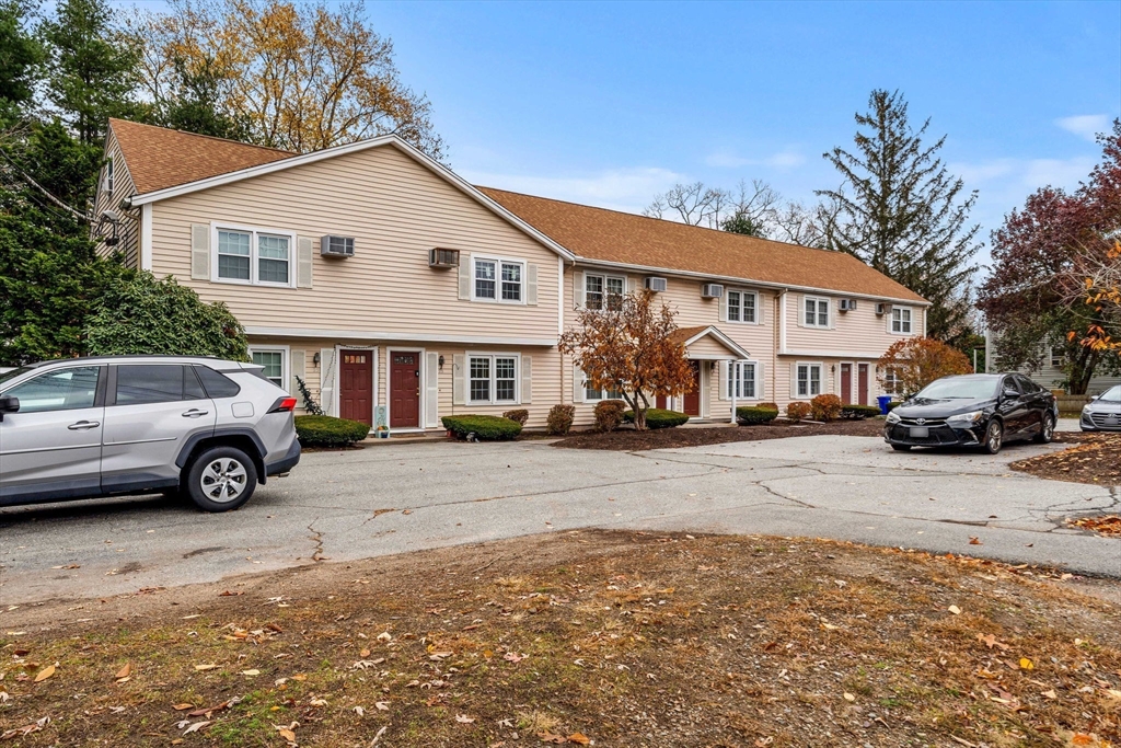 23 Magnolia St # 2