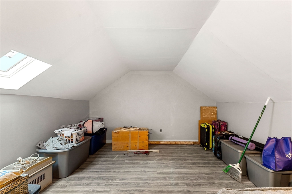 23 Magnolia St # 2