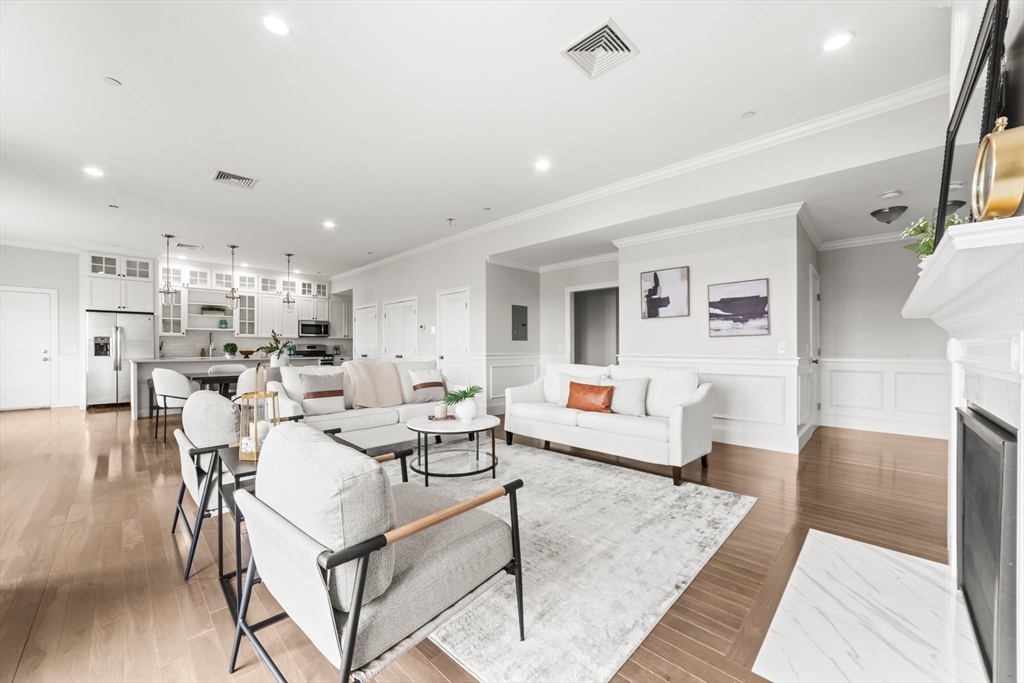 823 East Sixth Street # 5