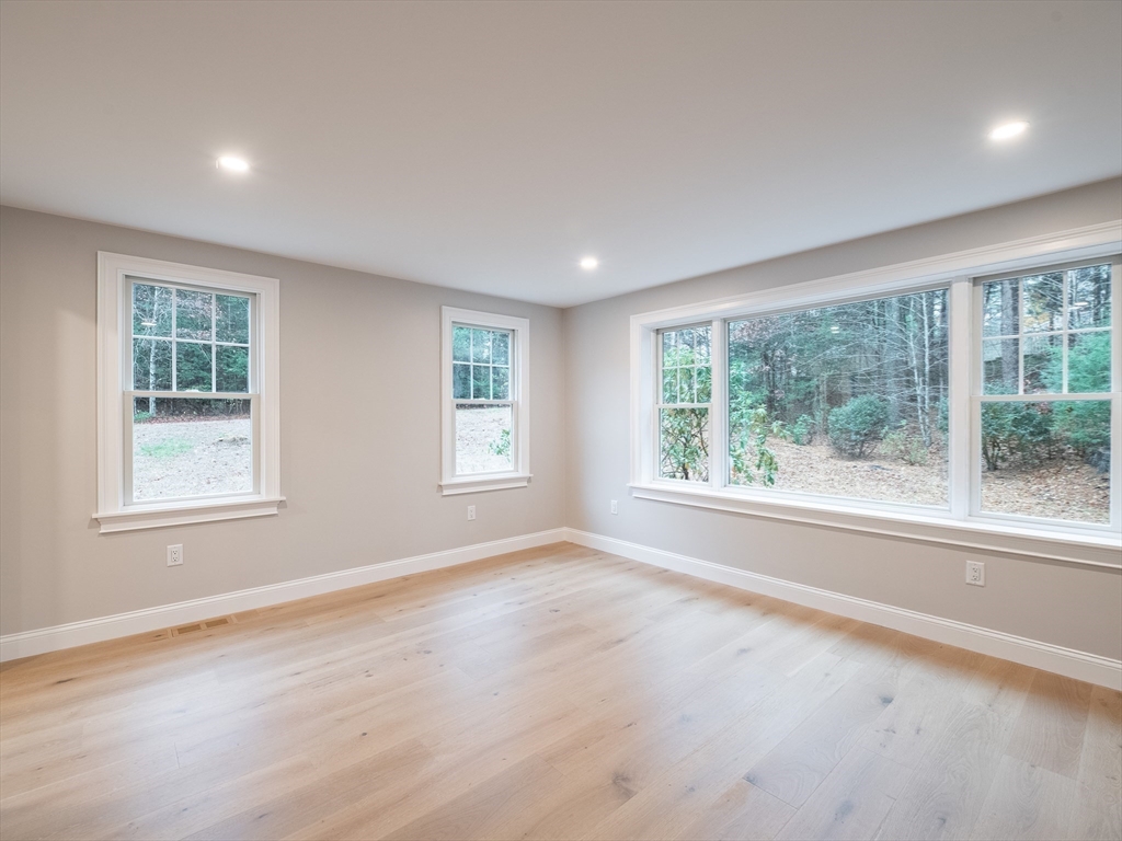 10 Penstock Ln