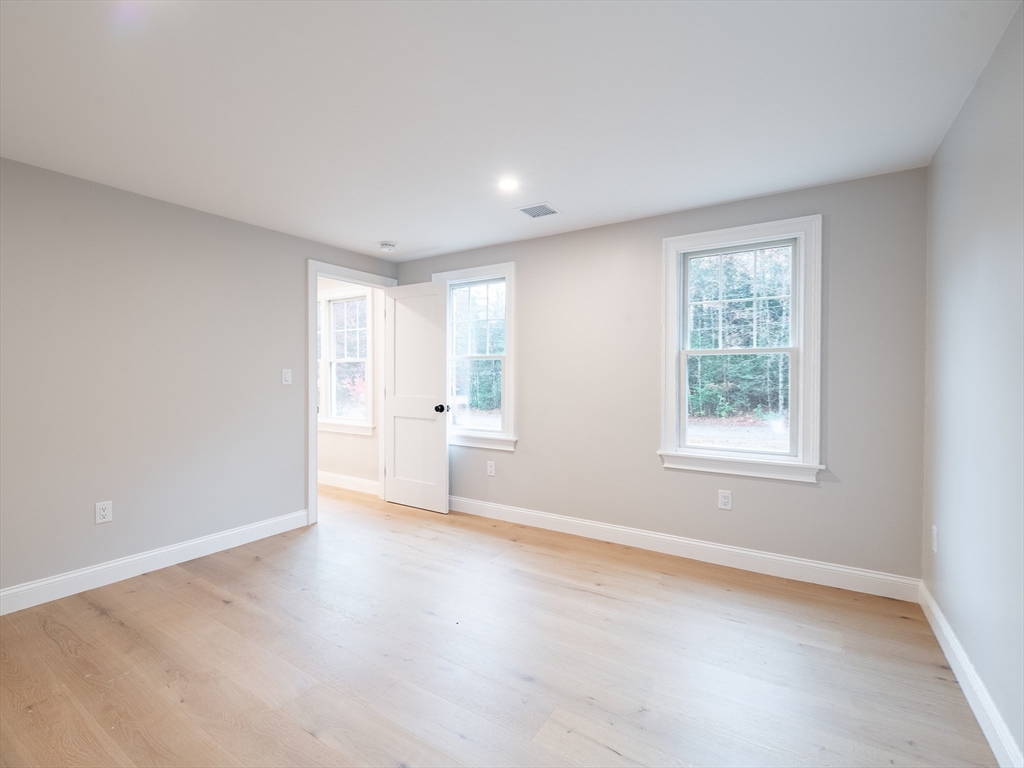 10 Penstock Ln