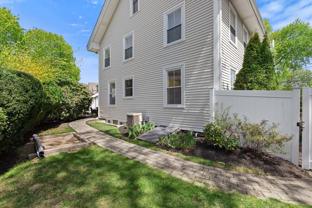 20 Wilbur St