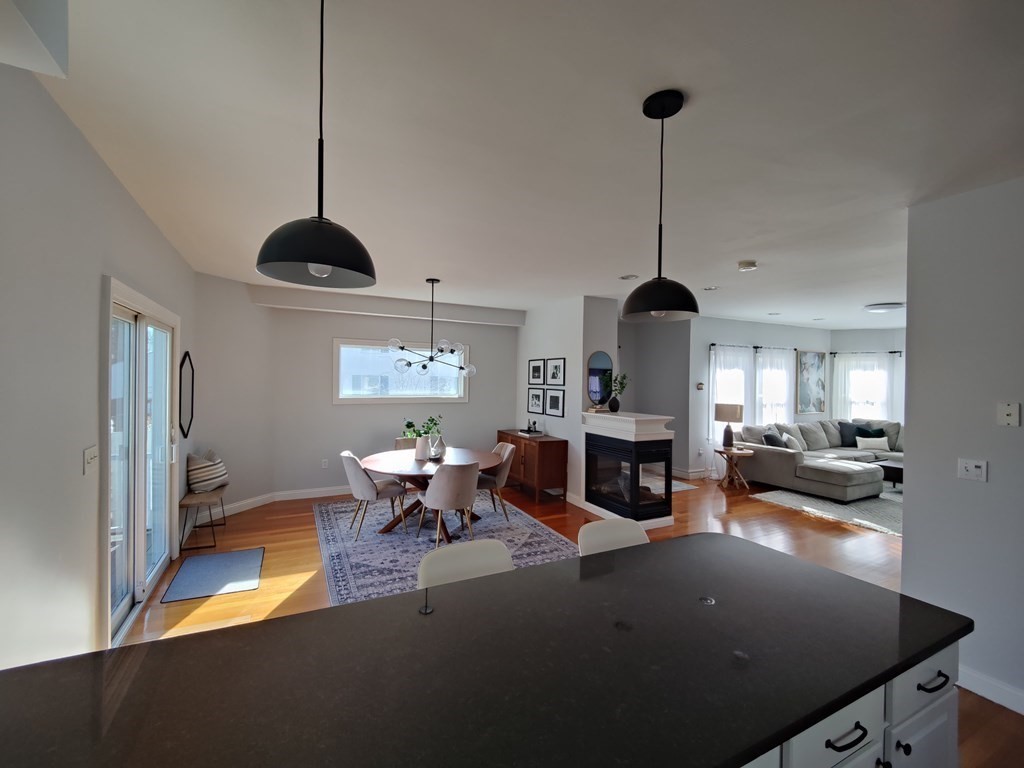 36 Monroe St