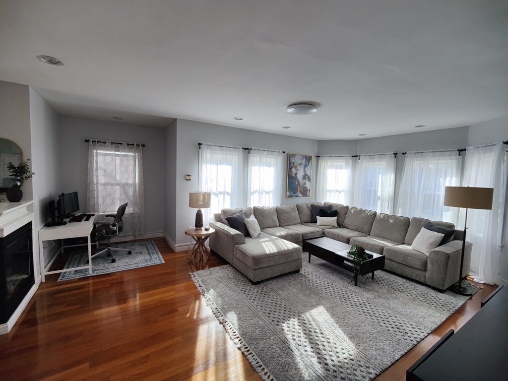 36 Monroe St