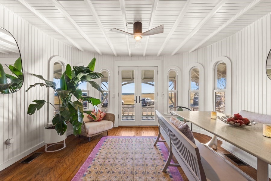 33 Ocean Ave