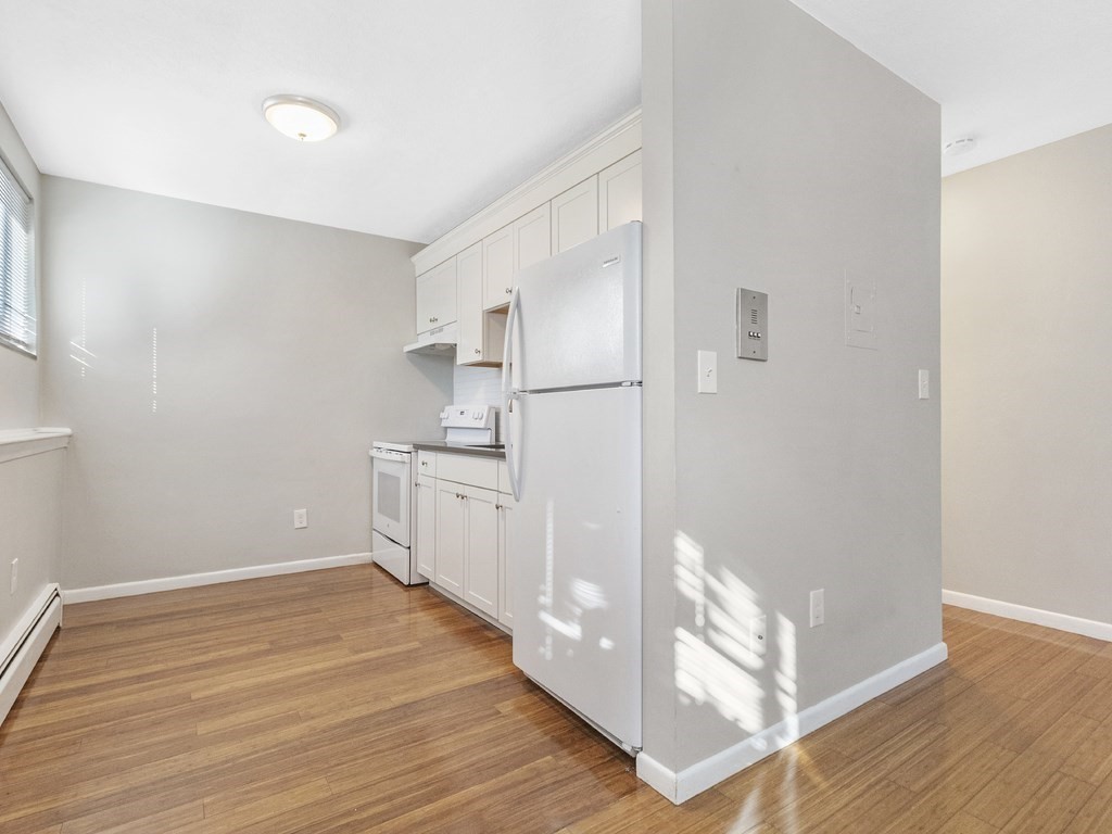 180 River St # A4