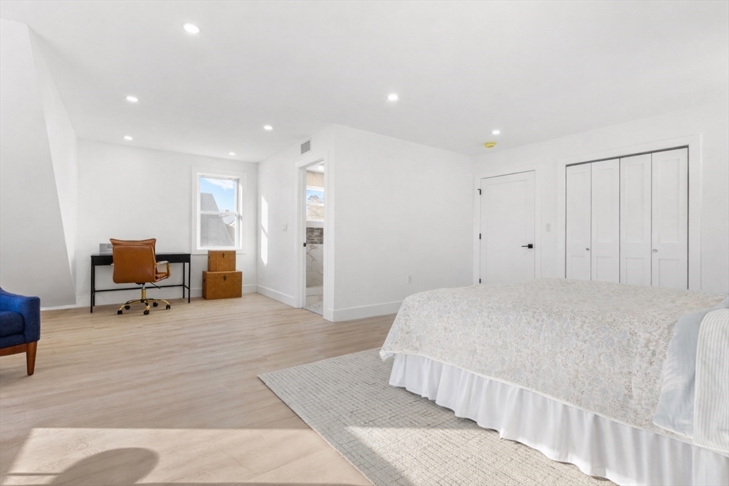 22 Prescott Street # 2