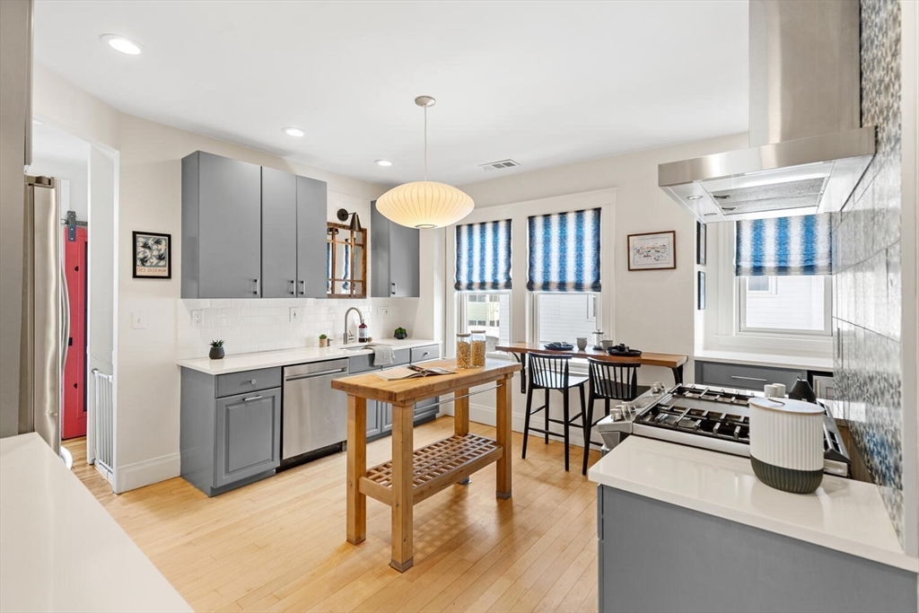 20 Chester Rd # 2