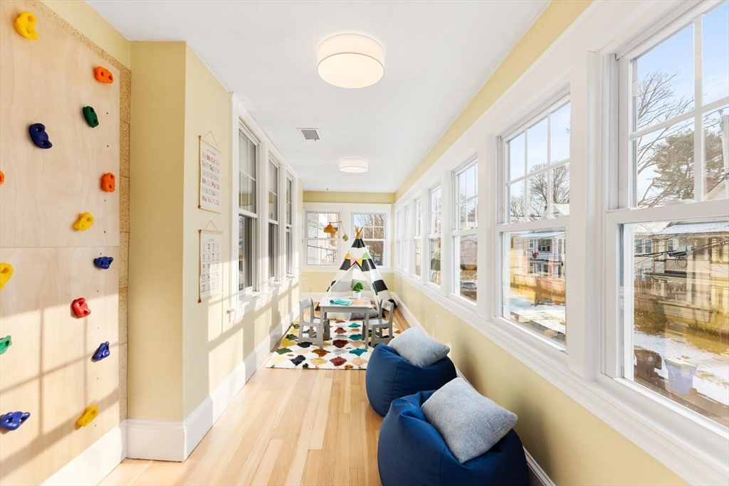 20 Chester Rd # 2