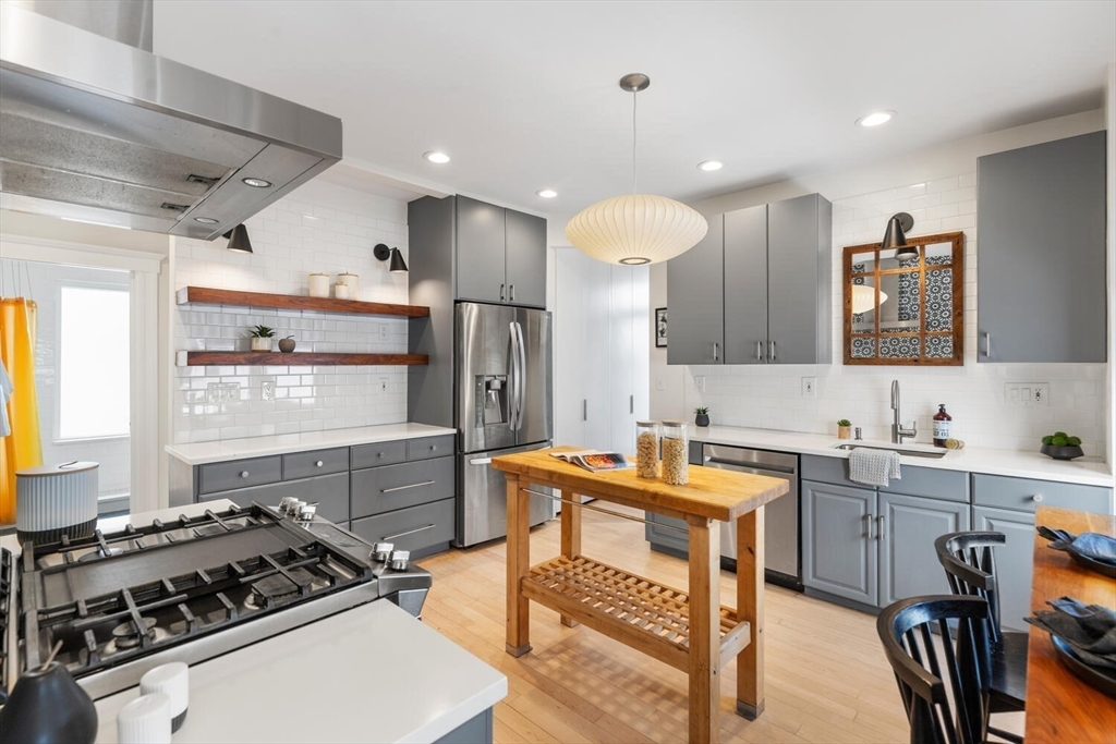 20 Chester Rd # 2