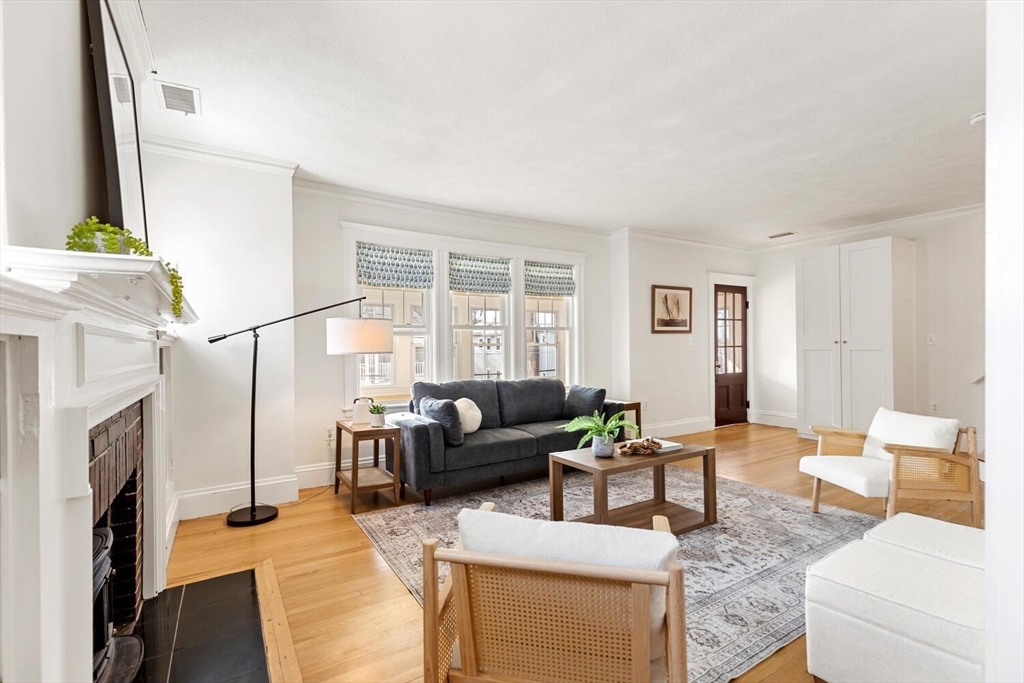 20 Chester Rd # 2