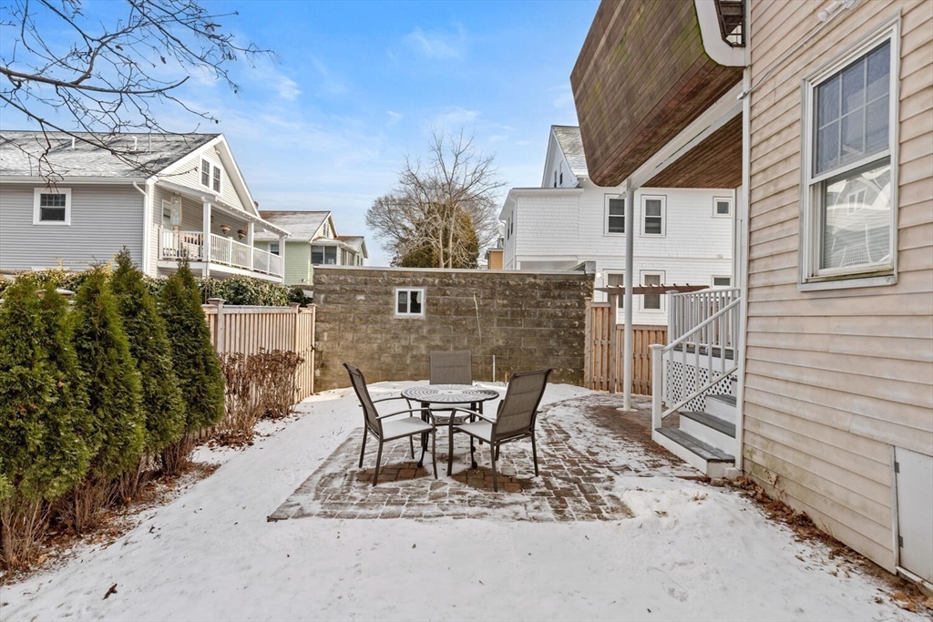 20 Chester Rd # 2