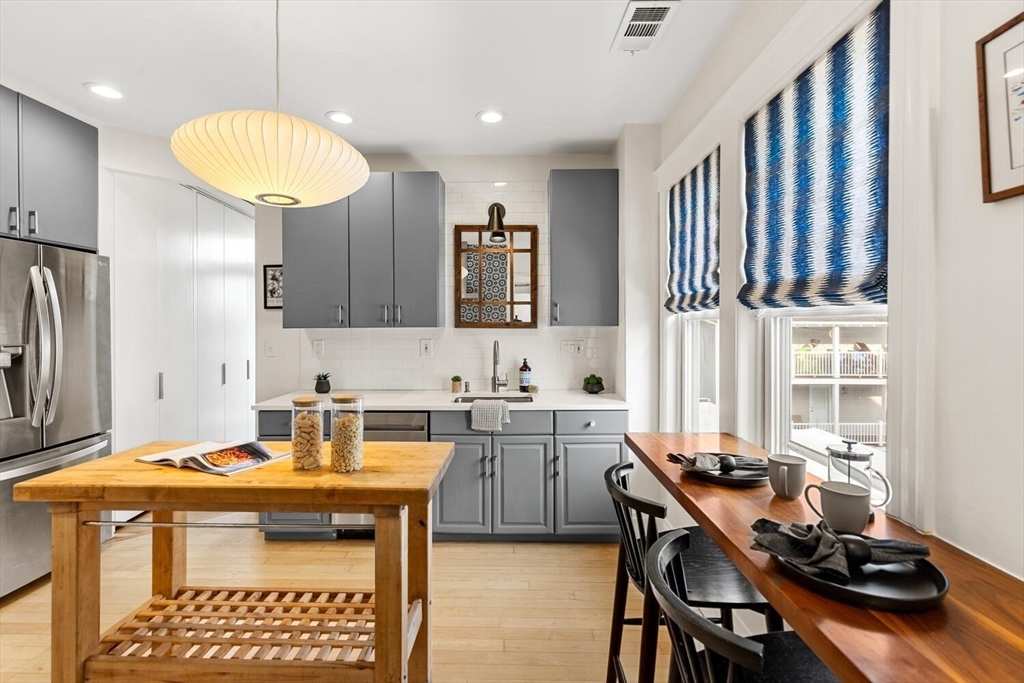 20 Chester Rd # 2