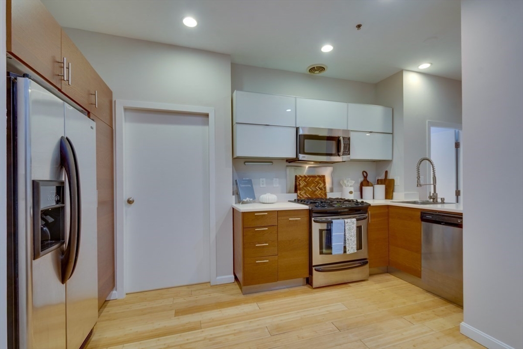 6 Canal Park # 105