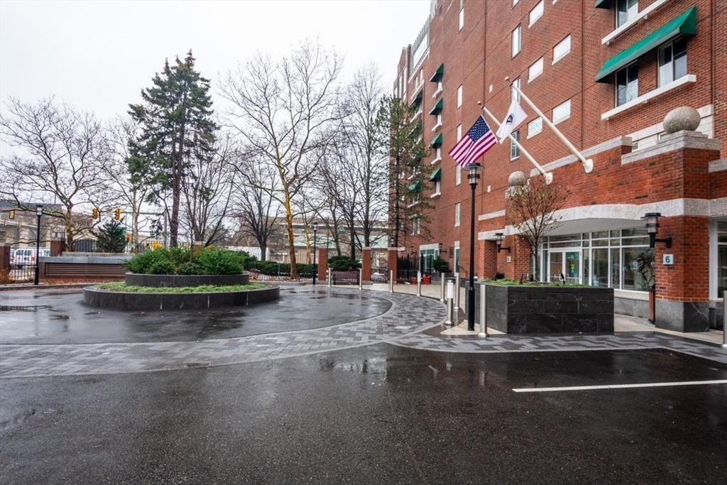 6 Canal Park # 105