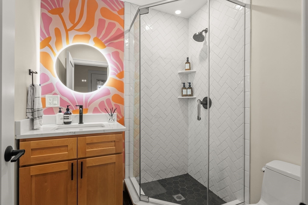 753 E Broadway # 2A