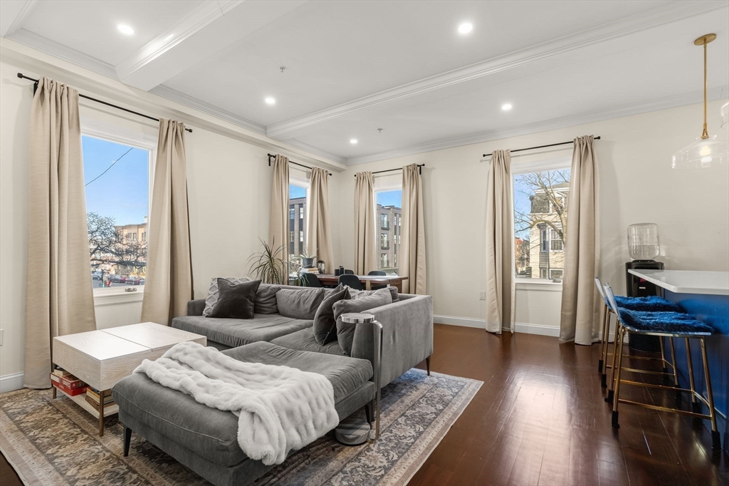 753 E Broadway # 2A