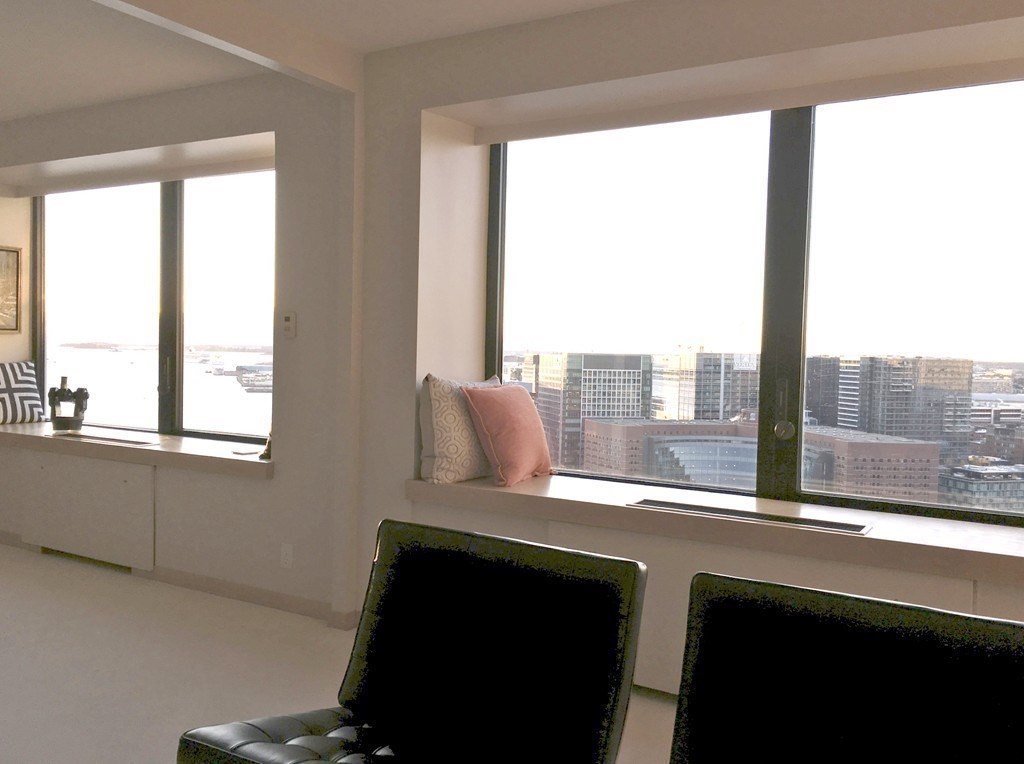 85 East India Row # 29D
