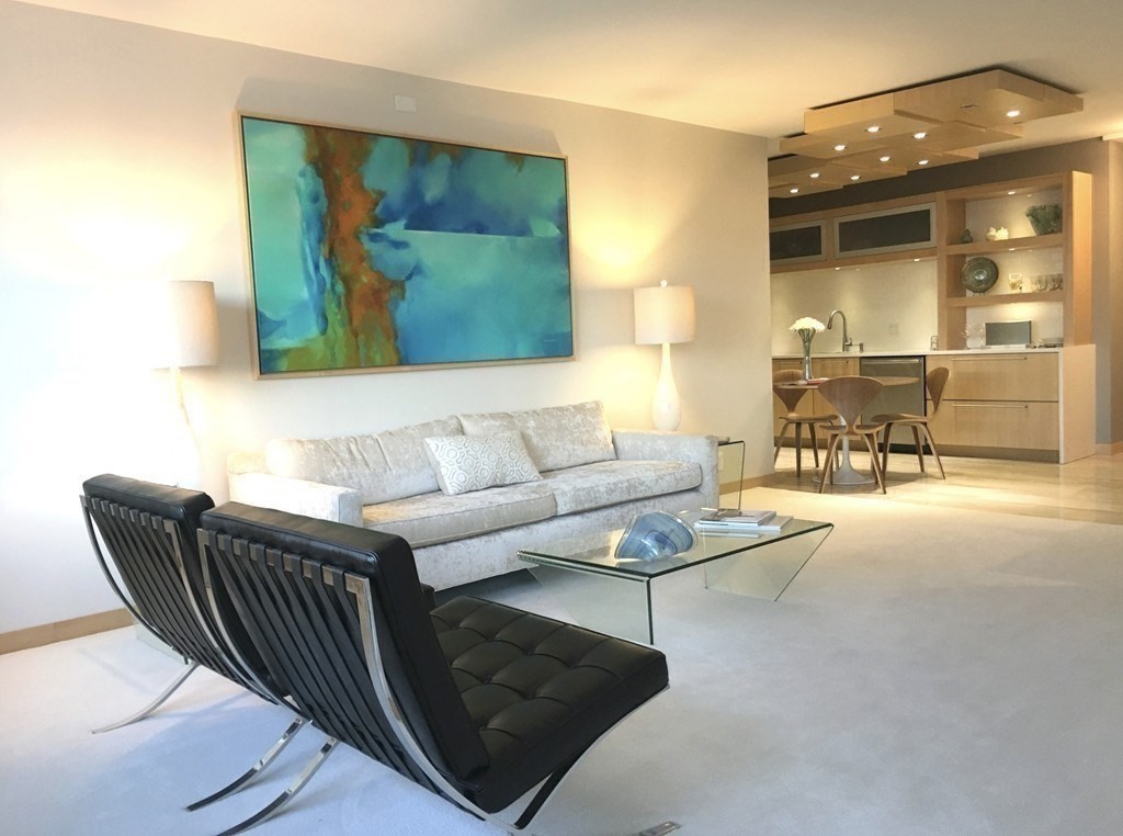 85 East India Row # 29D