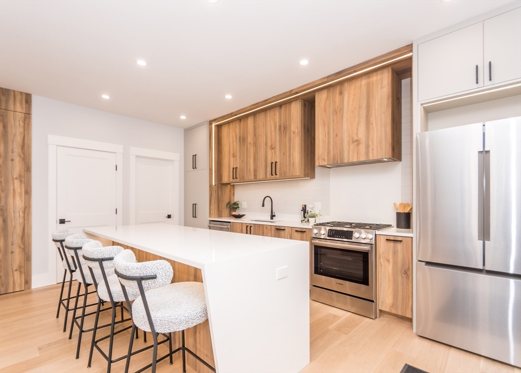 15 Alder Street # 1
